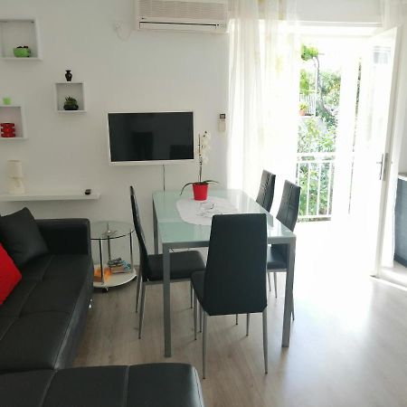 Apartment Roky Хвар Екстериор снимка
