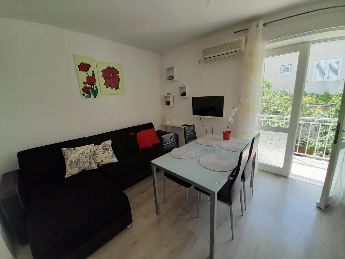 Apartment Roky Хвар Екстериор снимка