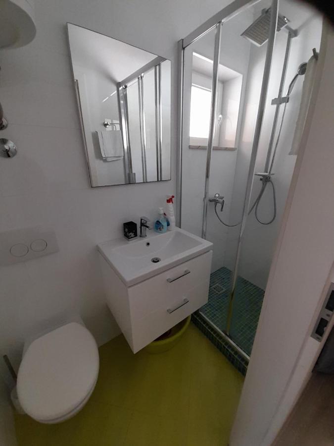 Apartment Roky Хвар Екстериор снимка